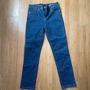 NWT Banana Republic Women’s  High Rise Slim Jeans